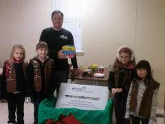Troop 2 Delivers Cookies from the Heart 4